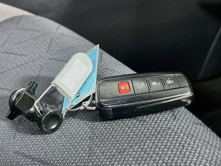 2025 Toyota Rav4 XLE — photo 33