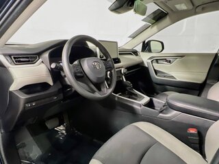2025 Toyota Rav4 XLE — photo 27