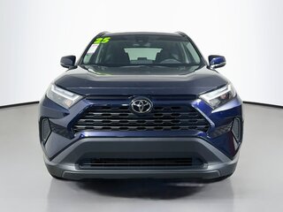 2025 Toyota Rav4 XLE — photo 8