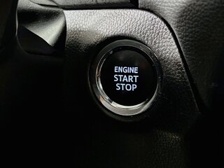 2025 Toyota Rav4 XLE — photo 20