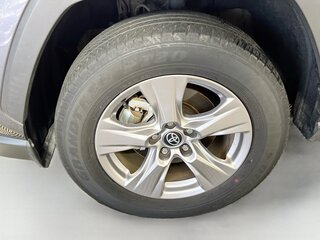 2025 Toyota Rav4 XLE — photo 11