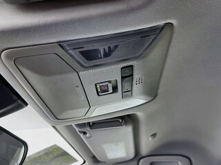 2025 Toyota Rav4 XLE — photo 18