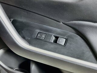 2025 Toyota Rav4 XLE — photo 29