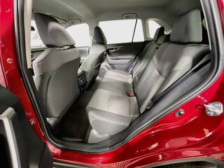 2025 Toyota Rav4 XLE — photo 26