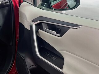 2025 Toyota Rav4 XLE — photo 29