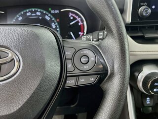 2025 Toyota Rav4 XLE — photo 17
