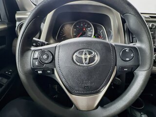 2015 Toyota Rav4 XLE — photo 15