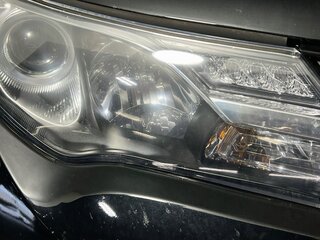 2015 Toyota Rav4 XLE — photo 9