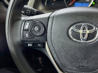 2015 Toyota Rav4 XLE — photo 16