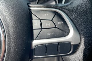 2017 Jeep Compass Sport — photo 26