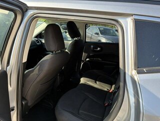 2019 Jeep Compass Sport — photo 9