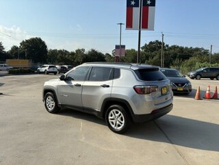 2019 Jeep Compass Sport — photo 16