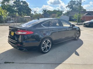 2019 Ford Fusion Titanium — photo 13