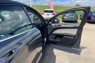 2019 Ford Fusion S — photo 23