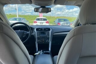 2019 Ford Fusion S — photo 22