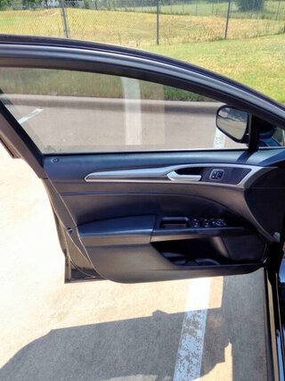 2017 Ford Fusion SE — photo 9