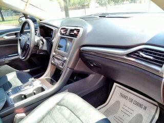 2017 Ford Fusion SE — photo 20