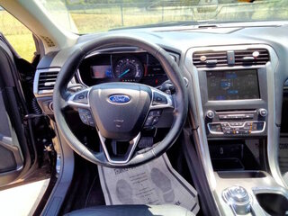 2017 Ford Fusion SE — photo 15