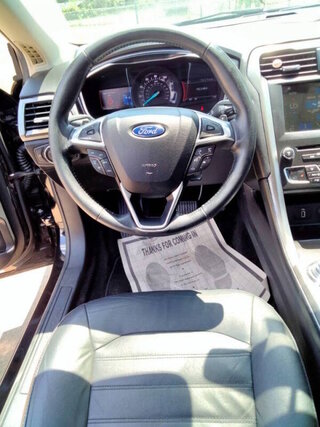 2017 Ford Fusion SE — photo 13
