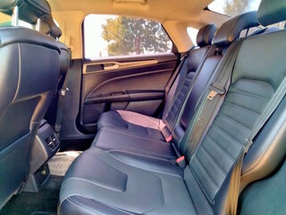 2017 Ford Fusion SE — photo 12