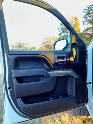 2016 Chevrolet Silverado 1500 LT — photo 9