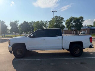 2017 Chevrolet Silverado 1500 LT — photo 2