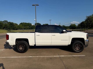 2017 Chevrolet Silverado 1500 LT — photo 6