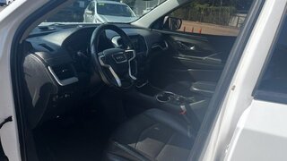 2020 GMC Terrain SLT — photo 6