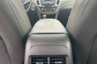 2019 Chevrolet Equinox LS — photo 22