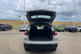 2019 Chevrolet Equinox LS — photo 12