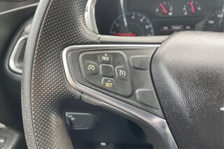 2019 Chevrolet Equinox LS — photo 25