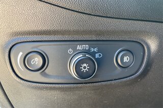 2020 Chevrolet Equinox LT — photo 19