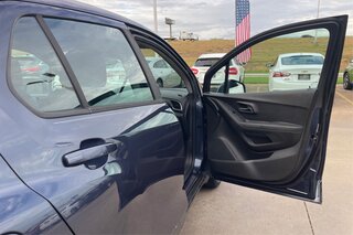 2018 Chevrolet Trax LS — photo 23