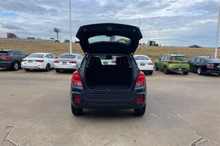 2018 Chevrolet Trax LS — photo 12