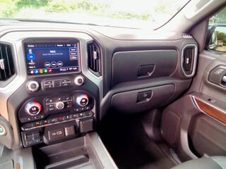 2021 GMC Sierra 1500 SLT — photo 17