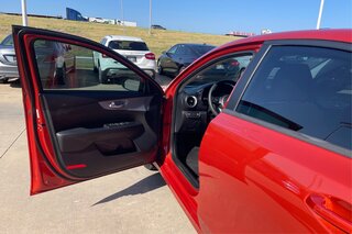 2023 Kia FORTE LXS — photo 21