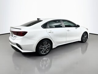 2023 Kia FORTE GT-Line — photo 3