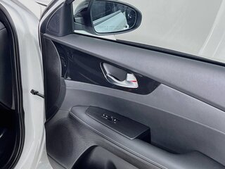 2023 Kia FORTE GT-Line — photo 29