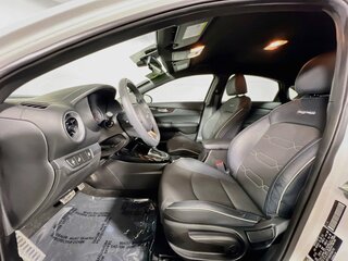 2023 Kia FORTE GT-Line — photo 12
