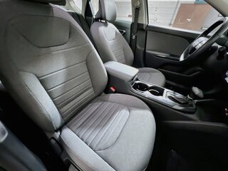 2025 Kia K4 EX — photo 28