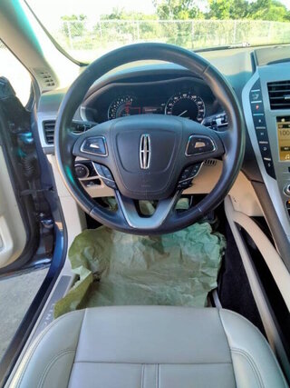2018 Lincoln MKZ Base/Premiere — photo 13