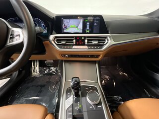2022 BMW 3 Series 330e — photo 22