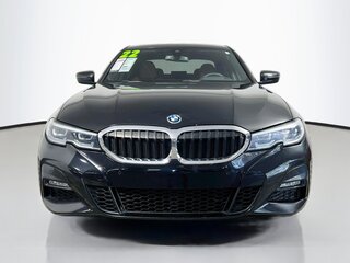 2022 BMW 3 Series 330e — photo 8