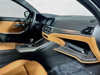 2022 BMW 3 Series 330e — photo 32