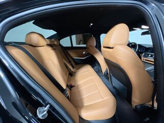 2022 BMW 3 Series 330e — photo 30