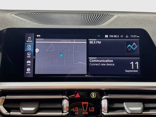 2022 BMW 3 Series 330e — photo 24