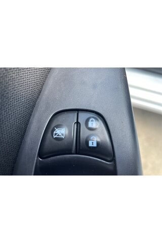 2018 Nissan Sentra SV — photo 28