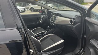 2021 Nissan Versa Sedan SV — photo 6