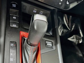 2026 Nissan Kicks SR — photo 21