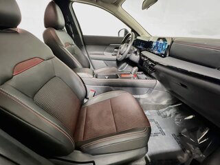 2026 Nissan Kicks SR — photo 28